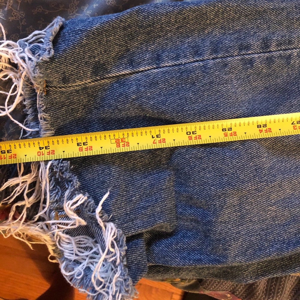 BDG Jeans - Picture 3 of 10